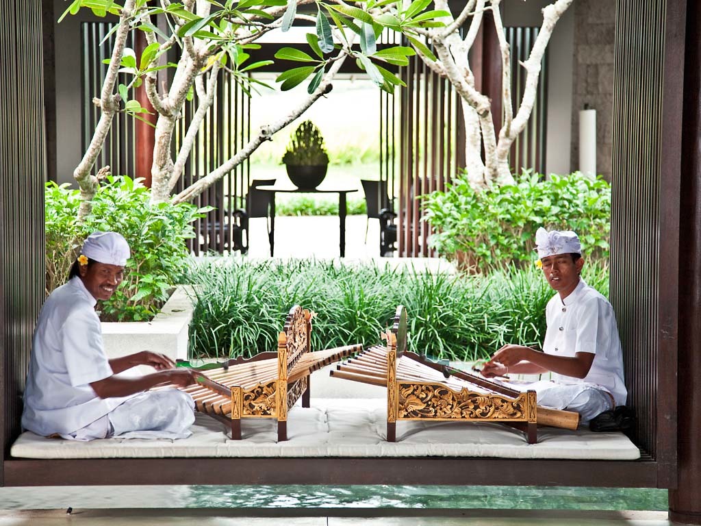 Alila Villas Soori
http://www.alilahotels.com/luangprabang