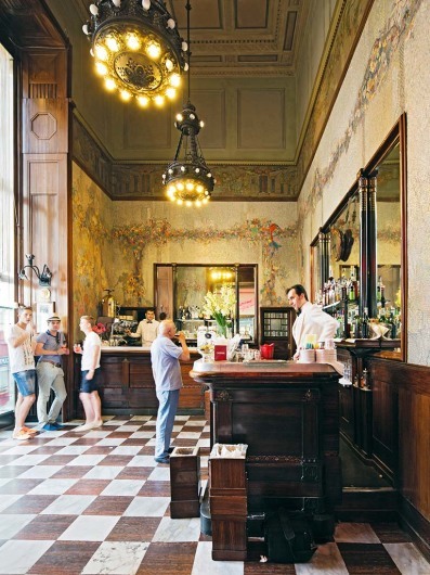 The Campari Bar in Galleria Emmanuele