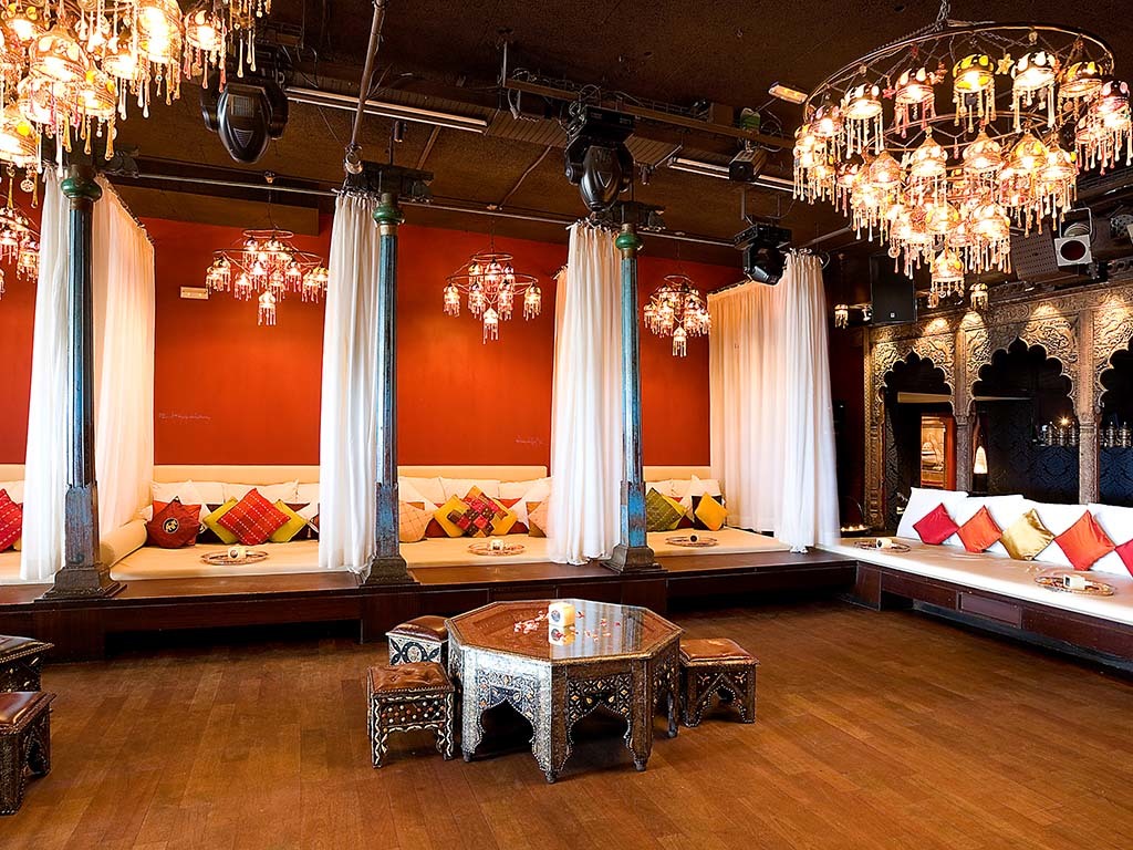 CDLC (Carpe Diem Club Lounge)  (BCN)
http://www.cdlcbarcelona.com/