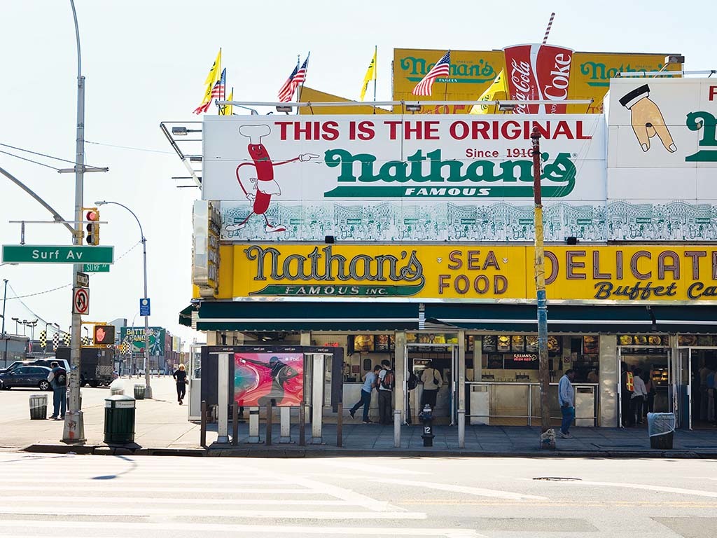 Coney Island (NYC)
www.coneyisland.com