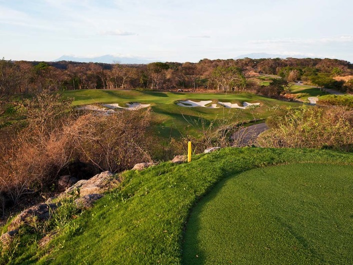 Arnold Palmer signature 18 hole golf course