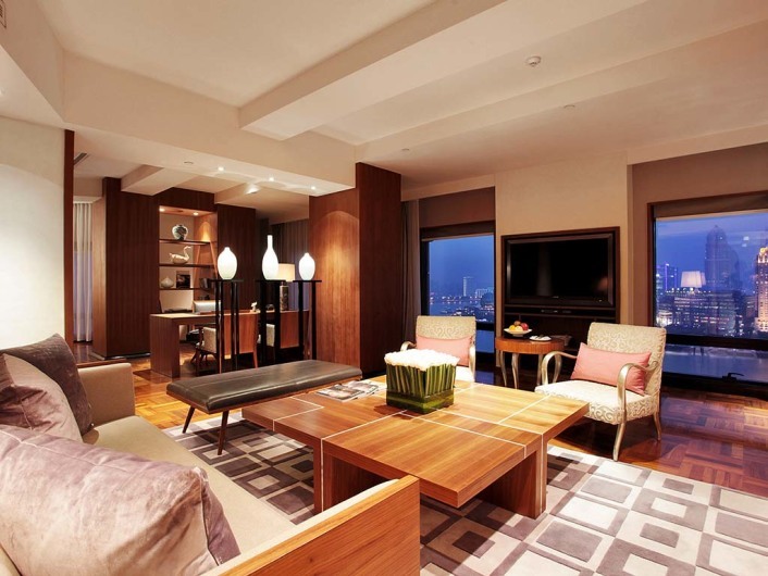 Les Suites Orient Bund Shanghai 上海东方商旅酒店