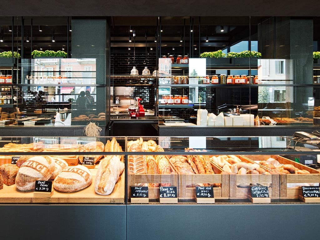 Stylish cafÃ© and bakery designed by Antonio Citterio at Piazza XXV Aprile