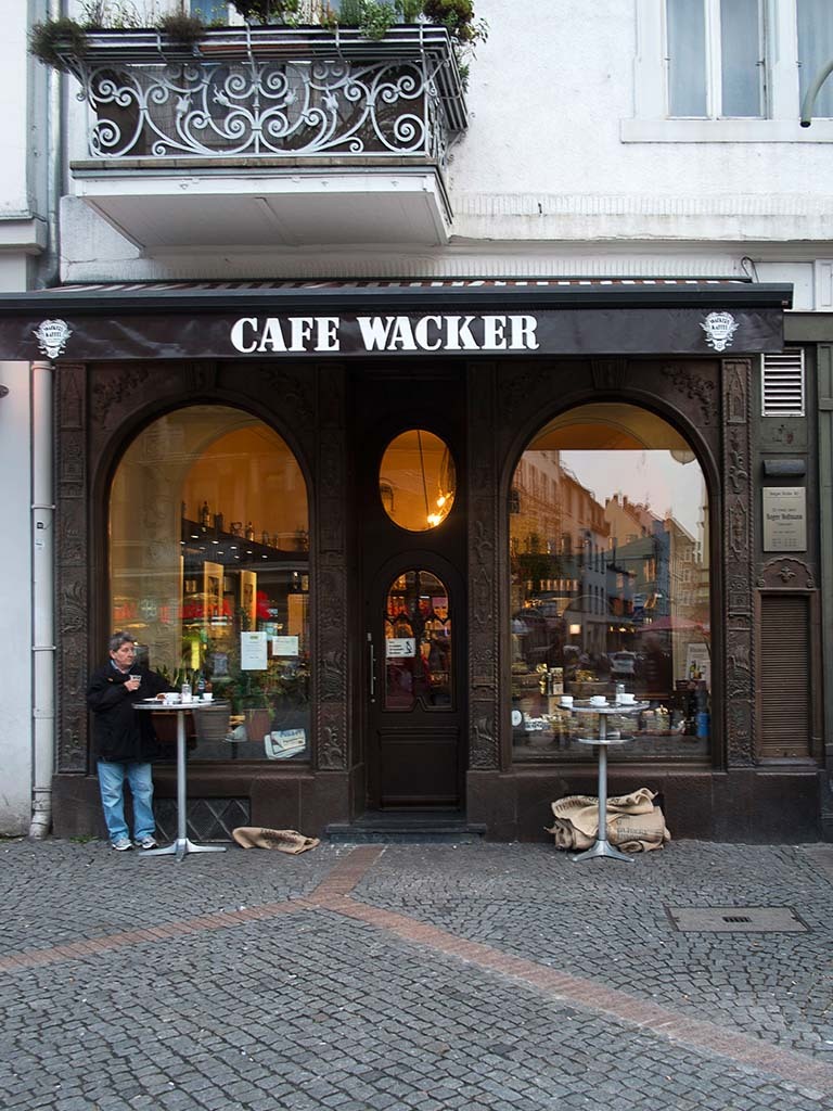 CafÃ© Wacker, Bornheim, Frankfurt, Germany